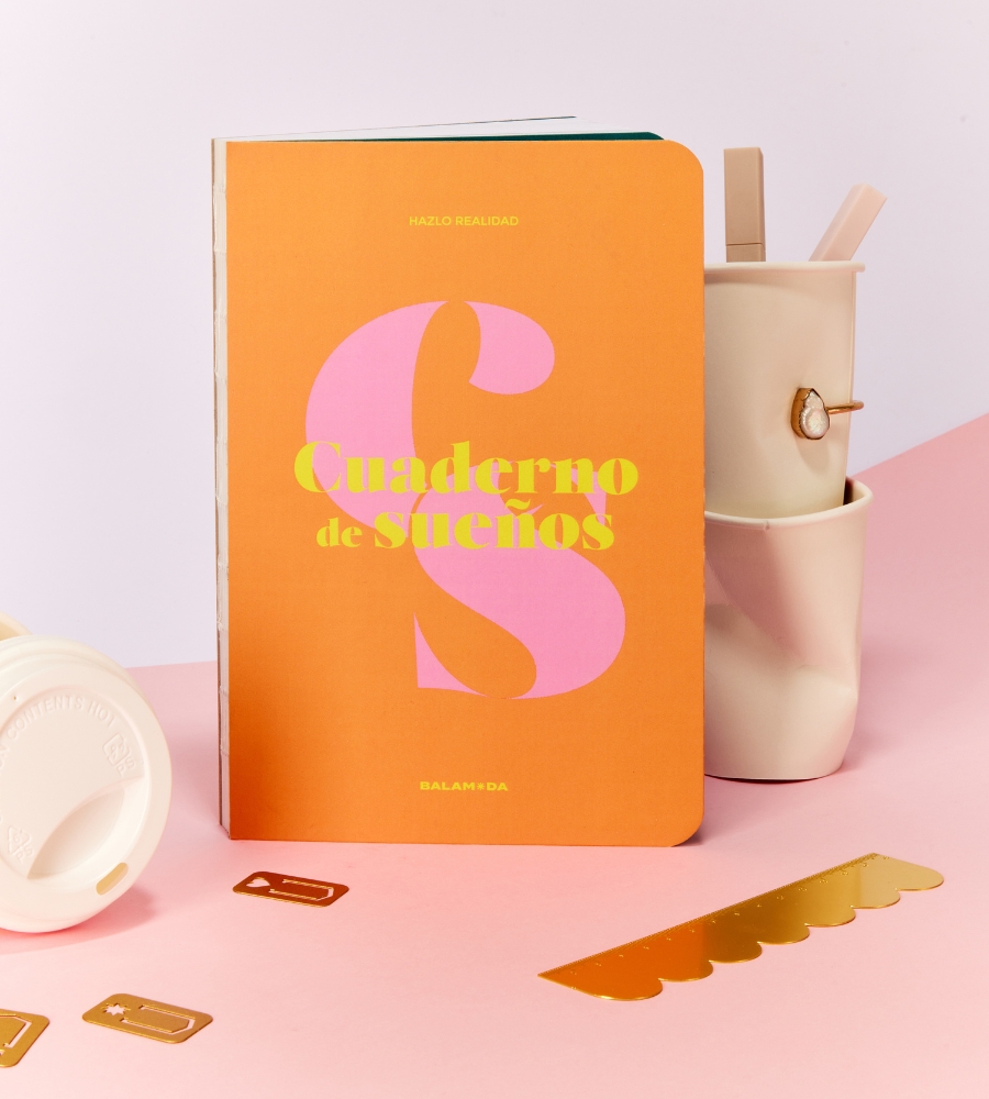 Alternative view of CUADERNO DE SUEÑOS Naranjito
